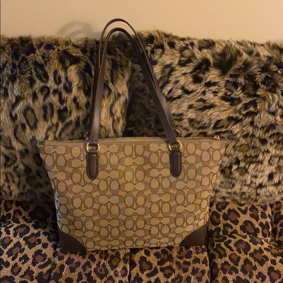 ZIP TOP TOTE IN SIGNATURE JACQUARD ❗️AUTHENTIC❗️ - Picture 5 of 11